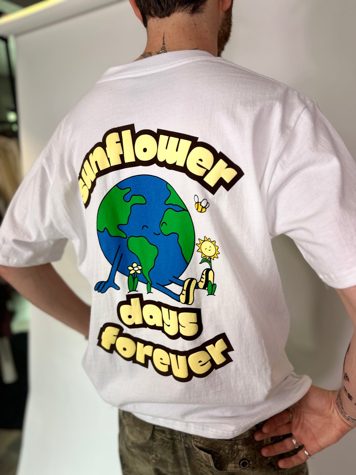 "Sunflower Days Forever" Heavyweight T-Shirt